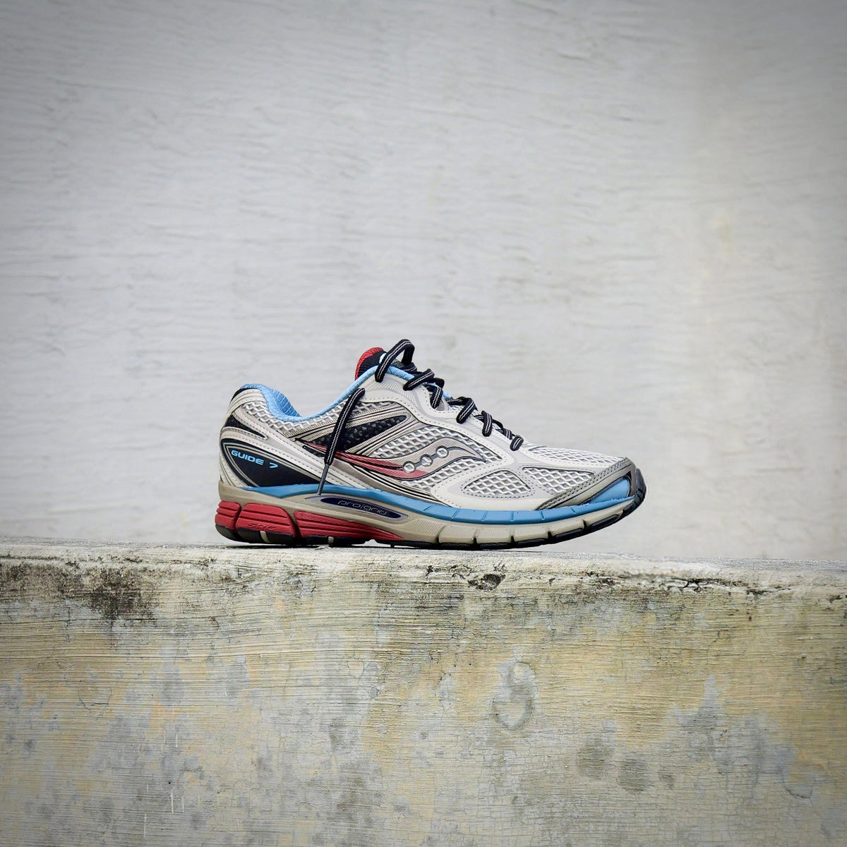 Mens Saucony ProGrid Guide 7 (Taupe/Black)