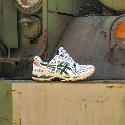 Mens Asics Gel-Kayano 14 (White/Hinoki Beige)