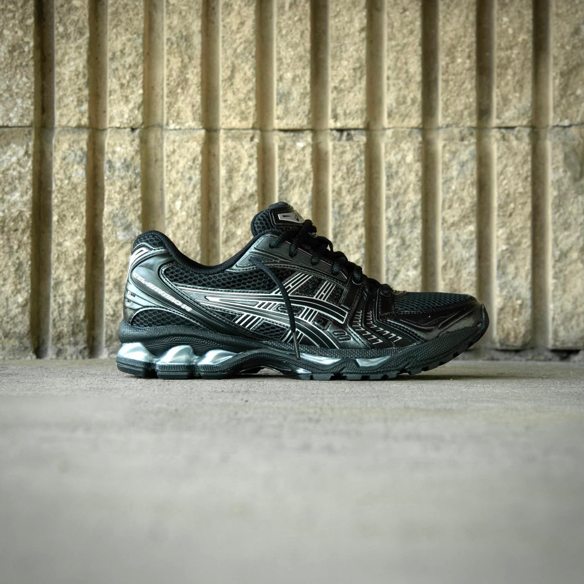 Mens Asics Gel-Kayano 14 (Black/Pure Silver)